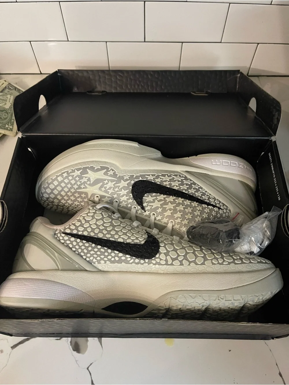 Men’s Protro Size 13.